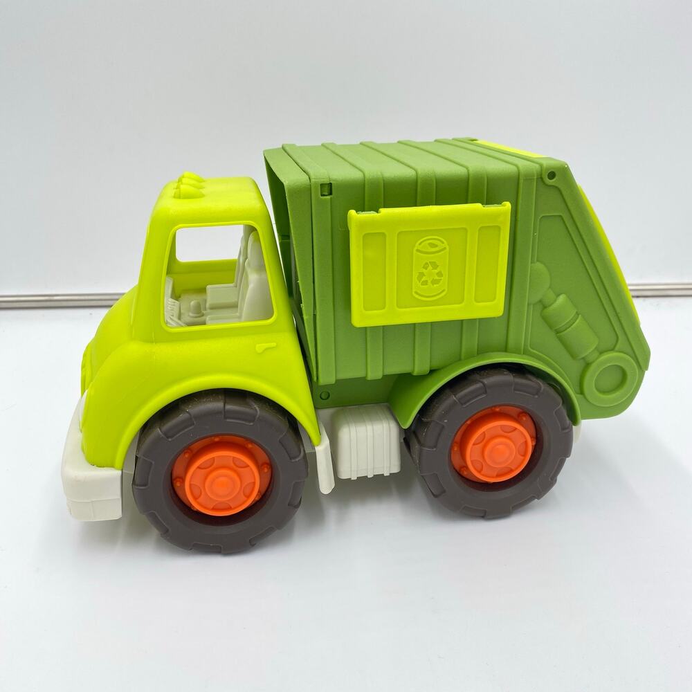 Wonder Wheels By Battat Green Recycling/ Garage Truck